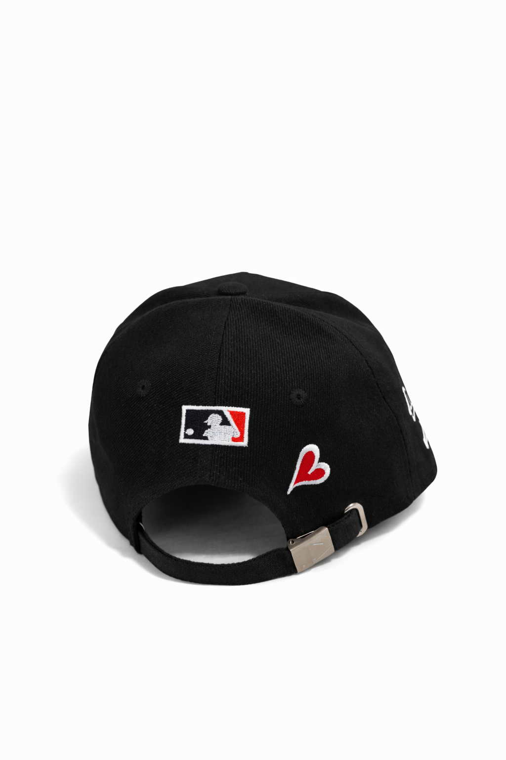 Atlanta Braves “A” Heart Logo Black Adjustable Cap